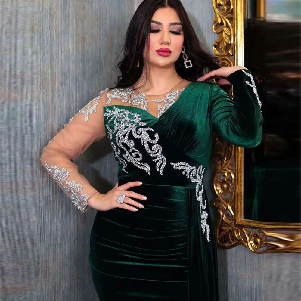 Beautiful Evening Dresses For Women Romantic Gorgeous Satin Fashion Long Sleeved Elegant Exquisite Lace Applique Prom Gowns