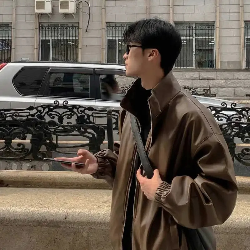 Fashionable black leather jacket mens Cropped bomber jacket autumn motorcycle gear loose fit casual style artificial leather 241023