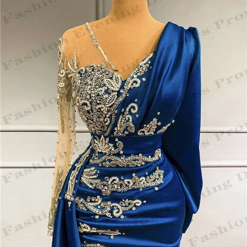 For Women Evening Dresses Gorgeous Satin Sexy Mermaid Long Sleeved Exquisite Lace Applique Slimming Mopping Prom Gown