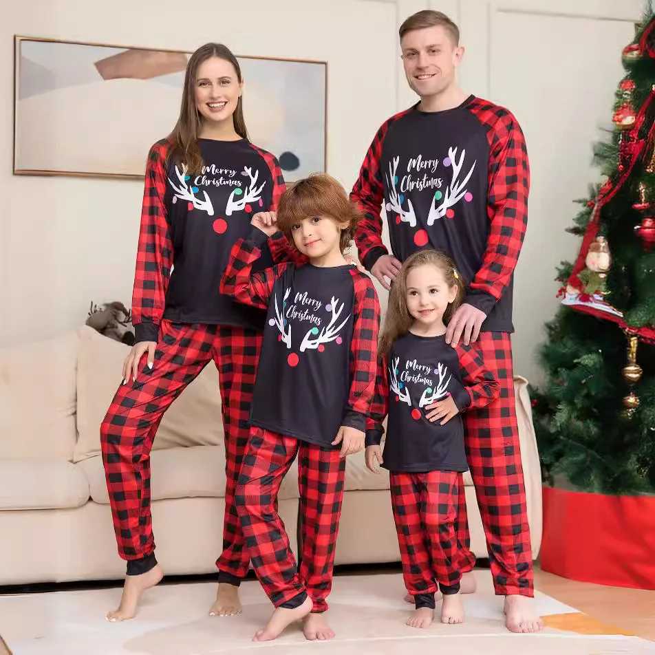 2024 Christmas home wear parent-child outfit Mom and Dad children family of four antler print plaid long-sleeved pajamas 2 setsXJ241008