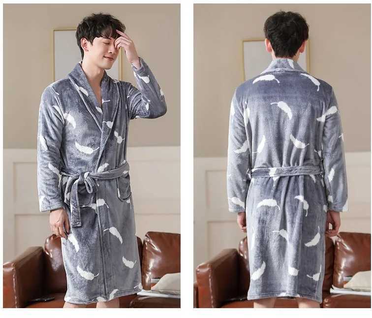 Mens striped flannel bathroom Spwear Robe thick coral Fce pajamas hombre bathroom pajamas mens evening gown Robe BMR31 W241023
