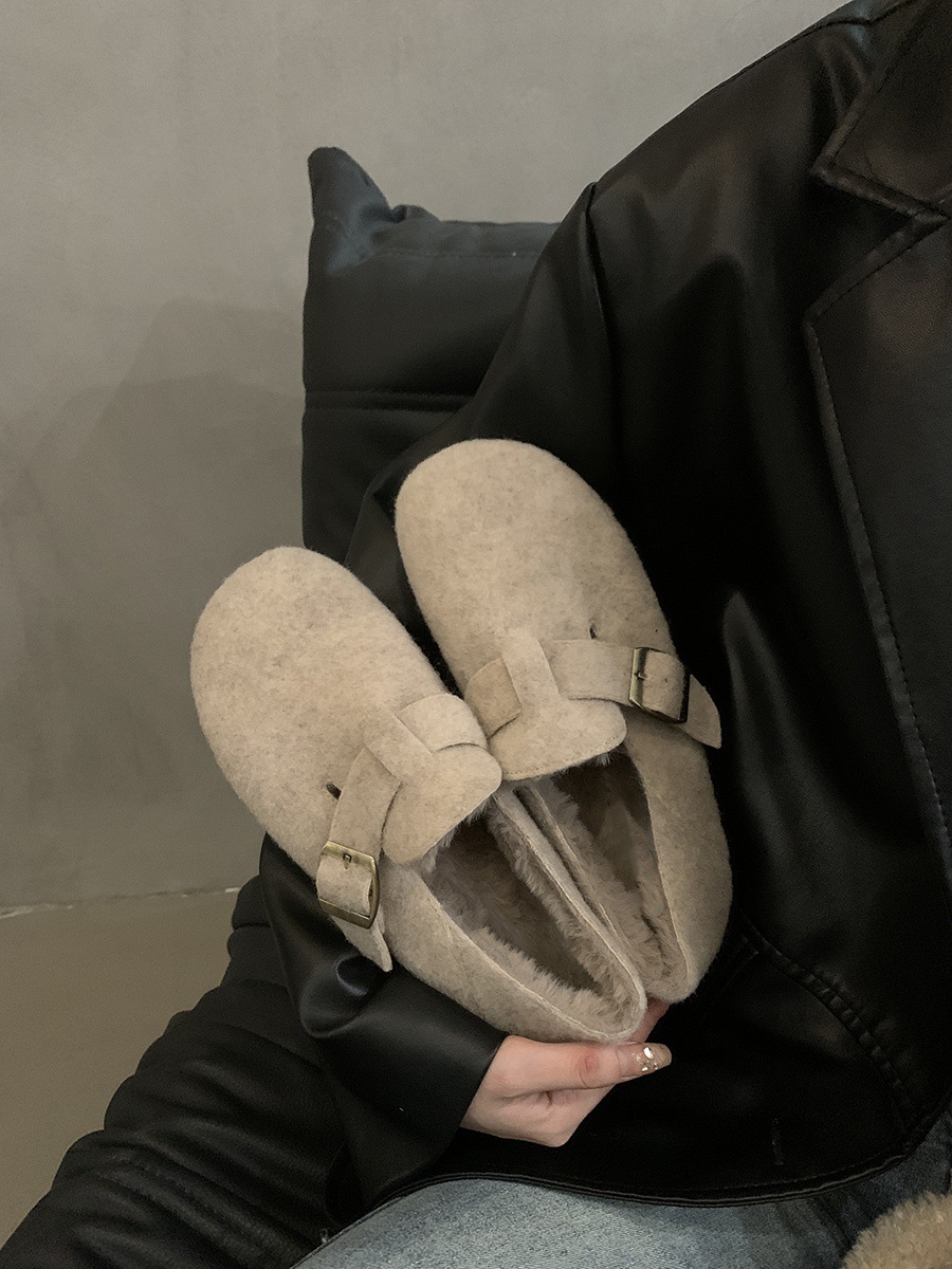 Women's Fashion Cozy Furry Veet Warmth Baotou Flat Slippers in Solid Brown, Black, Beige - Sizes 35-40