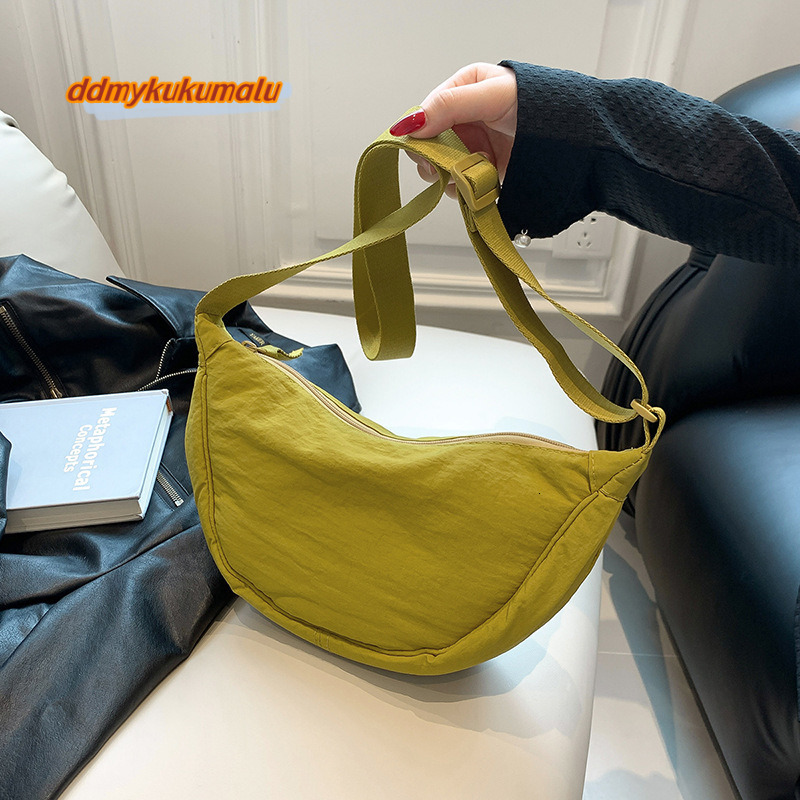U Home Fitting Room Same Style Shoulder Nylon Fabric Micro Wrinkled Waterproof Crossbody Yangqi Dumpling Bag #13 kukumalu