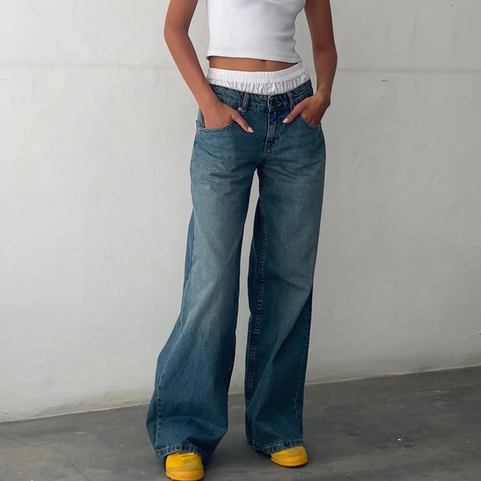 Y2K womens pocket jeans fashionable low rise casual straight leg boyfriend jeans pocket streetwear 241023