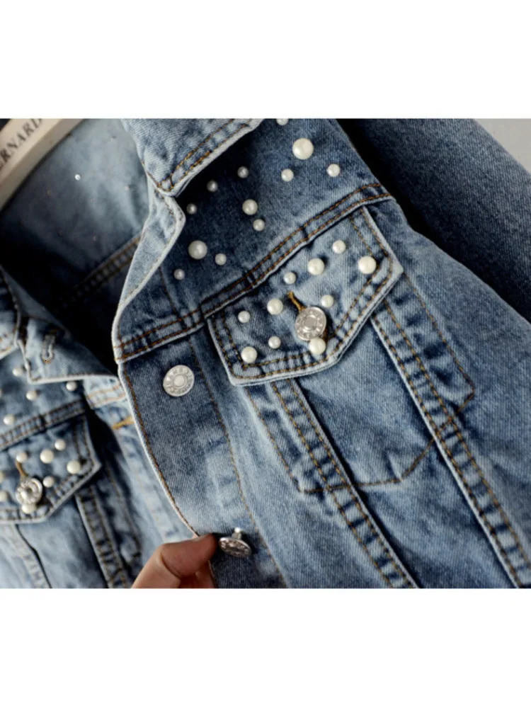 DEAT Fast Delivery Autumn Fashion Womens Denim Jacket Full Set Loose Button Pearl Short Collar Wild Casual AP446 241022