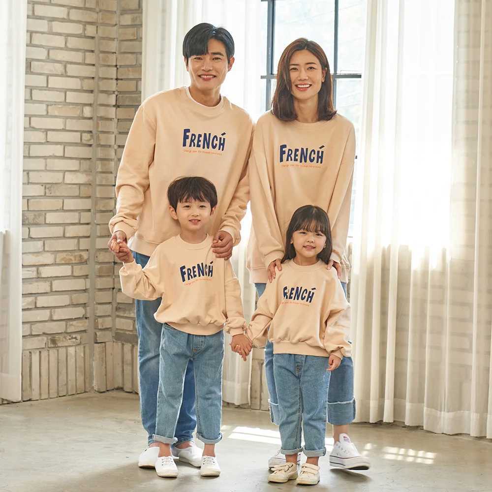Father And Son Family Clothing Long Sleeve Autumn Baby Tops Mom Daughter Equal Clothes Parent-Child Matching Hooded SweatshirtXJ241008
