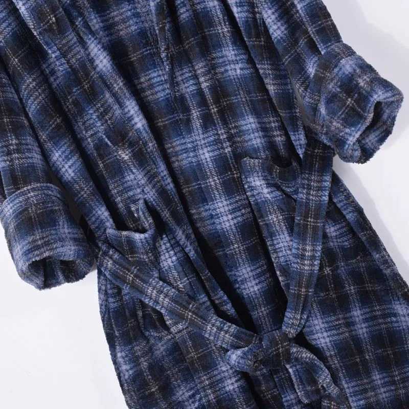 Mens sleepwear autumn long Sve thin coral velvet robe flat bottomed bathroom casual night light W241023