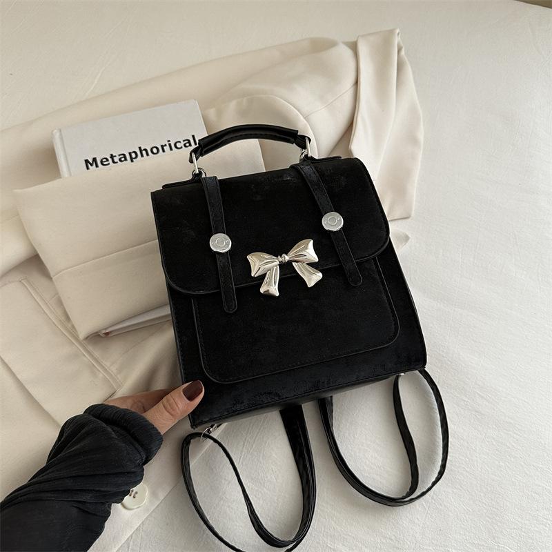 2025 Designer butterfly casual 3 2024 hand-held dual women's new niche design single shoulder crossbody small square bag free shipping