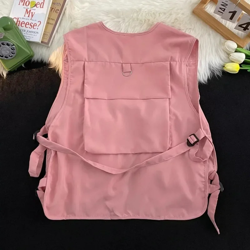 Summer cargo vest mens breathable outdoor casual vest high-quality loose and fashionable multi pocket solid thin vest 241023