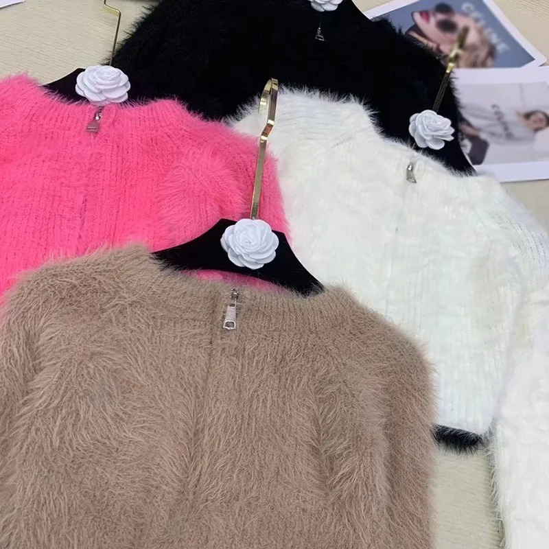 Women Autumn Temperament Knitted Cardigan Top Mink Short Style Gentleness Sweater Coat Solid Color Zipper n Plush 241010