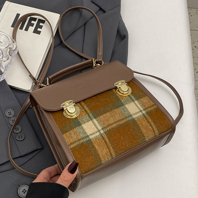 2024 bags designer women bag free NEW hot shipping Backpack women's fashionable retro handbag casual small backpack