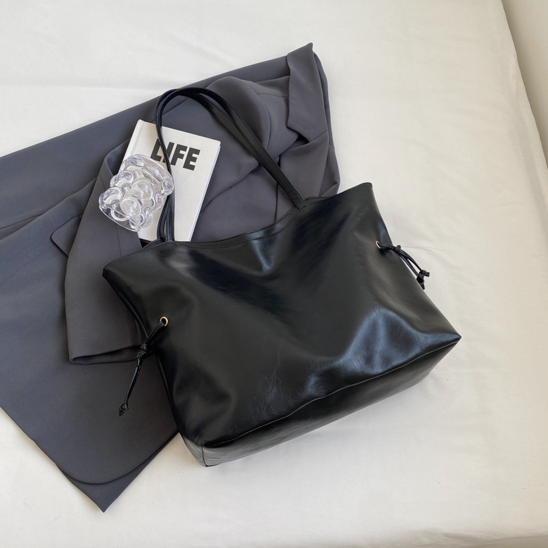 2025 Designer Winter 3 New 2024 Casual Trendy Tote Large Capacity Shoulder Crossbody Bag free shipping