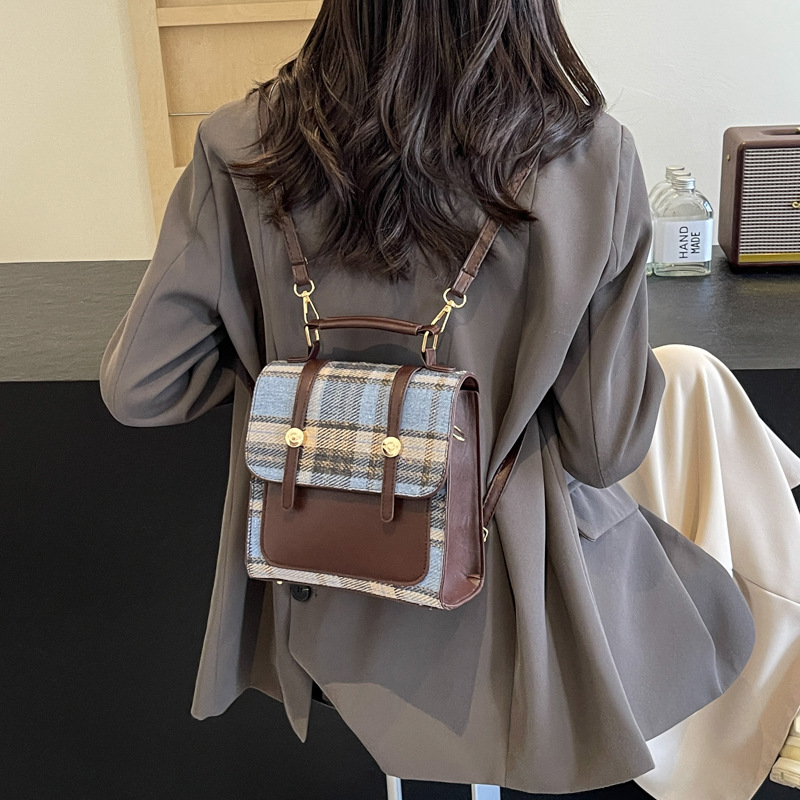 2025 Designer Handbag New 3 2024 Student Large Capacity Travel Simple Leisure Backpack