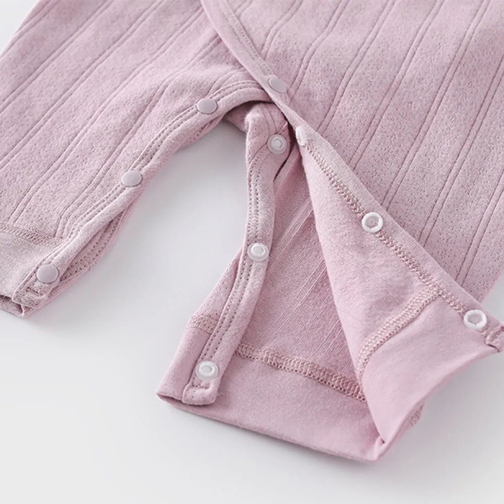 born Onesie solid color spring and autumn unisex long sleeved baby boy and girl jumpsuit 0-3 months hospital clothing 241022