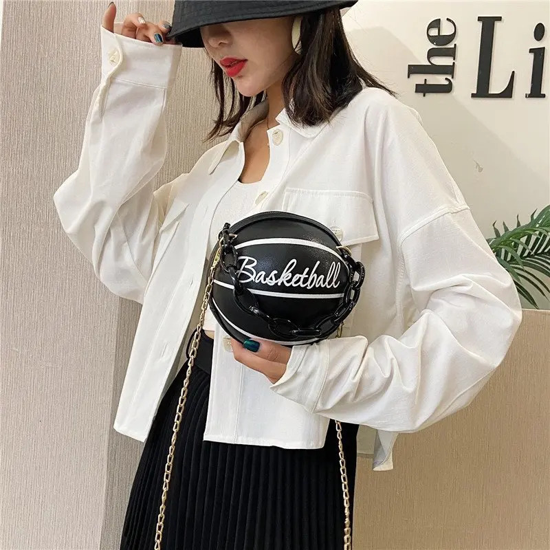 2024 Crossbody Bag Network Red Personalized Fun Pink Ins Versatile Chain Football Basketball Shoulder Bag Mini Round Bag 241023