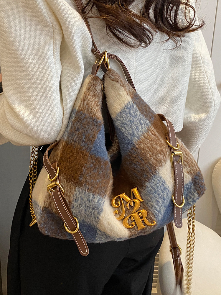 2025 Bags Designer Women Free Woolen Contrasting Plaid Bag For Women, Fashionable And Versatile, Large Capacity Backpack Luxury Designer Bag