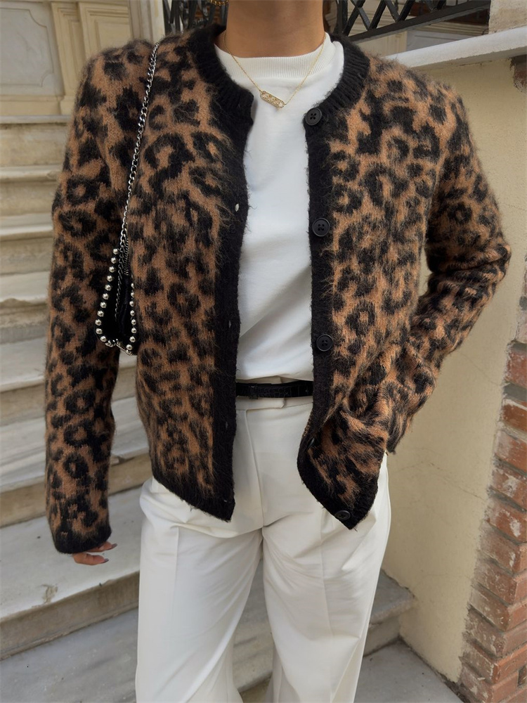 Tossy Female Leopard Sweater Fashion Printed Contrast Loose Long Sleeve Commute Cropped Coat Women's Autumn Cardigan