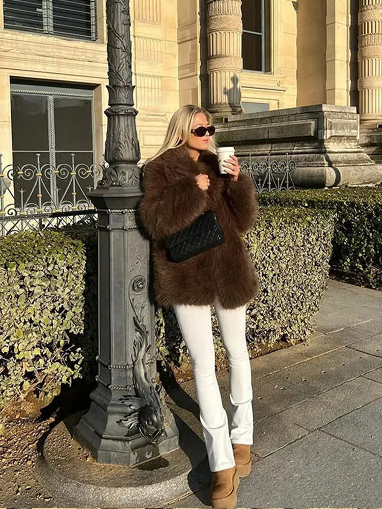 Brown Women Faux Fur Coat Vintage Loose Long Sleeve Fluffy Short Coats 2024 Autumn Winter Female Elegant Street Commuter Outwear