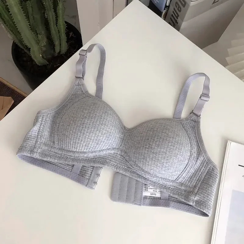 2025 New Designer Women s Stitching Cotton Underwear fashion Summer Thin AB Cup Bra Wireless Comfort V Push Up Gerie