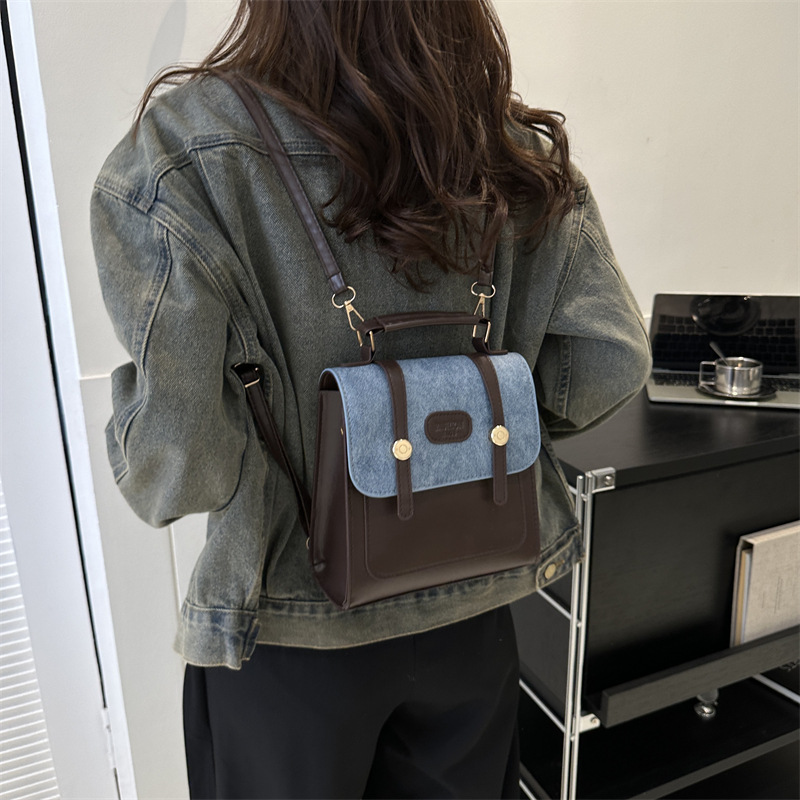 2025 Designer Niche Design Bag 3 2024 Autumn New Handbag Casual Outward Travel Backpack free shipping