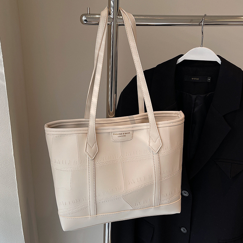 2024 bags designer women bag free shipping High end commuting armpit bag, women's large capacity tote bag, shoulder bag