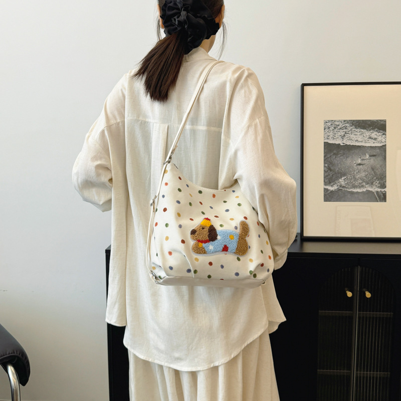 2025 Designer Popular New 3 2024 Large Capacity Casual Women's Backbag Single Shoulder Crossbody Bag