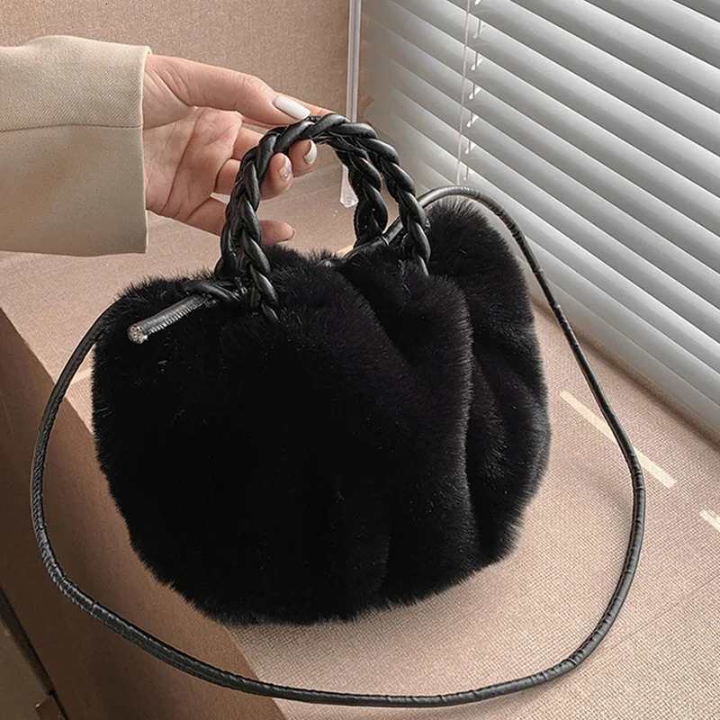 Simple Womens Soft Plush Shoulder Bag Winter Fur Womens Clutch Wallet Small Handbag Fashion Womens Cross Body Bag 241022