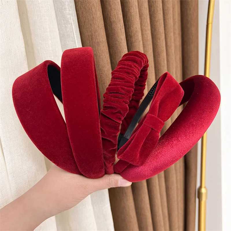 Vintage Red Womens Headband Woolen Velvet Hair Band Headwear Girl Wide Side Sponge Hair Hoop Christmas New Year Hair AccessoriesX241021