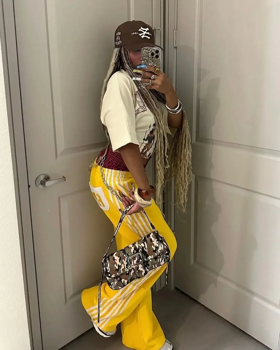 Womens casual pants patch high waisted retro straight sports pants striped side panels Korean fashion slim fit loose fit 241023