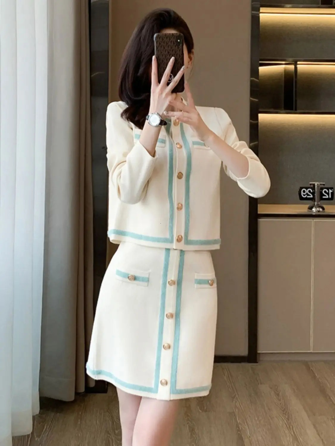 Autumn and winter small perfume two-piece round neck knitting cardigan half sleeve elegant unique suit 241023