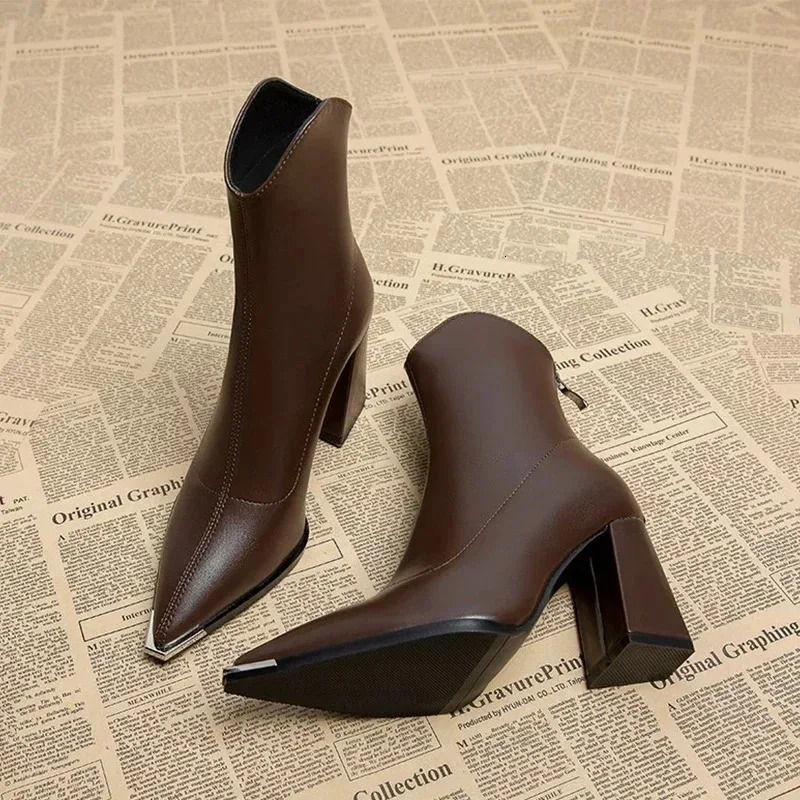 Maogu Winter Zipper Chelsea Boots 2023 New Pointed Toe Boot Goth Designer 2024 Half Season Womens Ankle High Heels Botas 40 241020