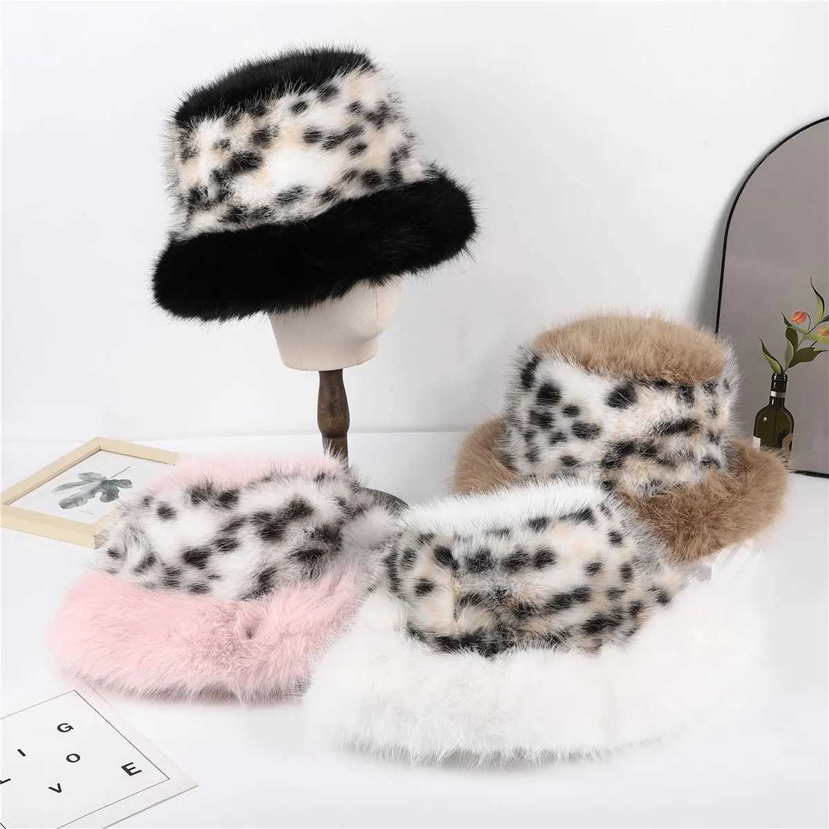 Wens fur bucket hat winter hat plush ear protection hat windproof and warm equipment fashionable Fem Panama hat X241023