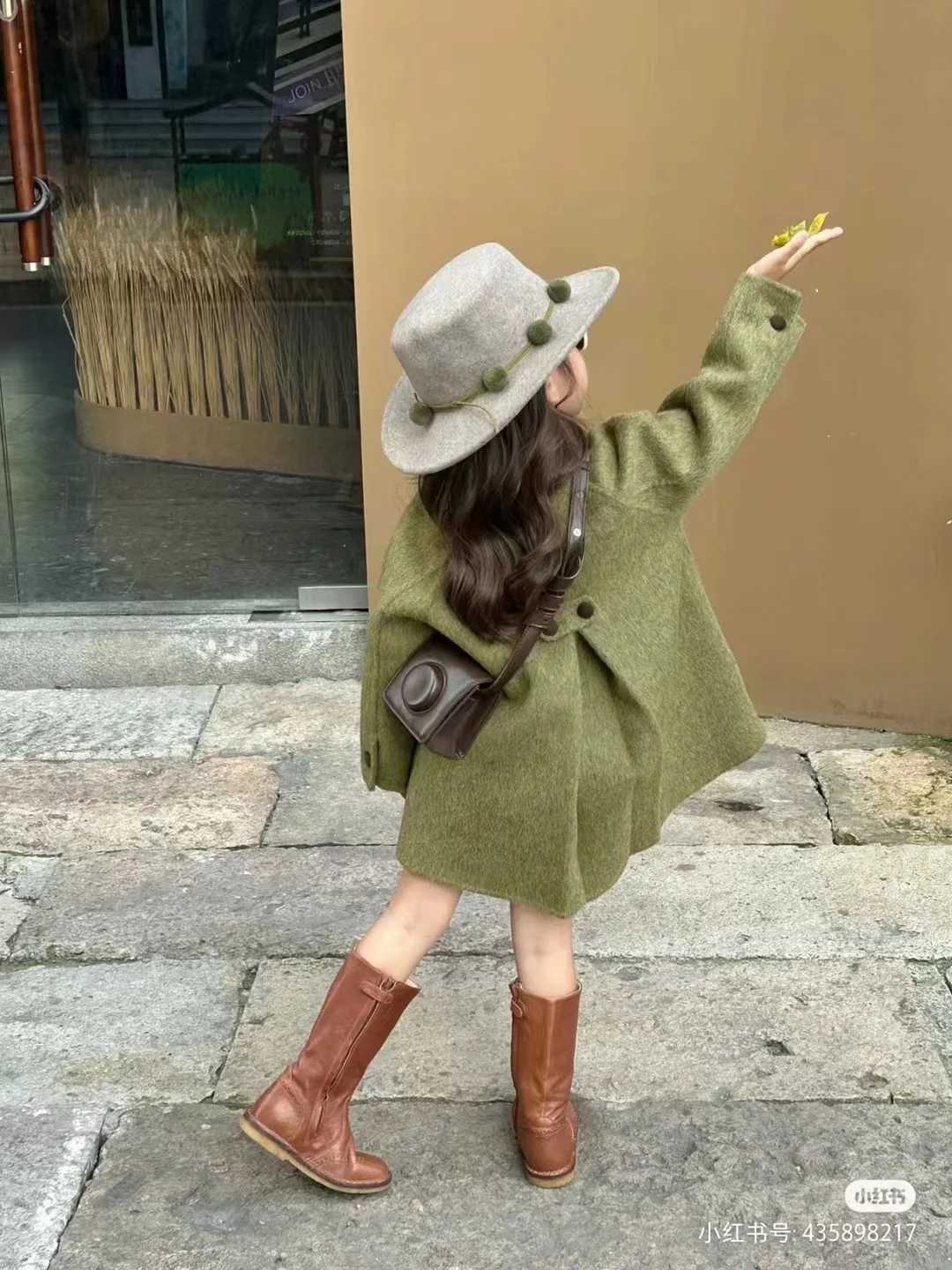 Womens coat 2024 winter new item womens chiffon womens doll collar medium long wool coat casual simple daily report W241023