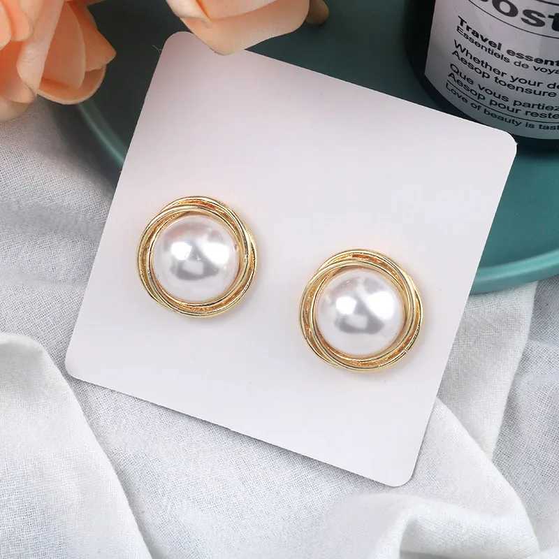 Big Round Imitation Pearl Stud Earring for Women Female Sweet Gold Color Edge Piping Jewelry Party Wedding Christmas GiftX241023
