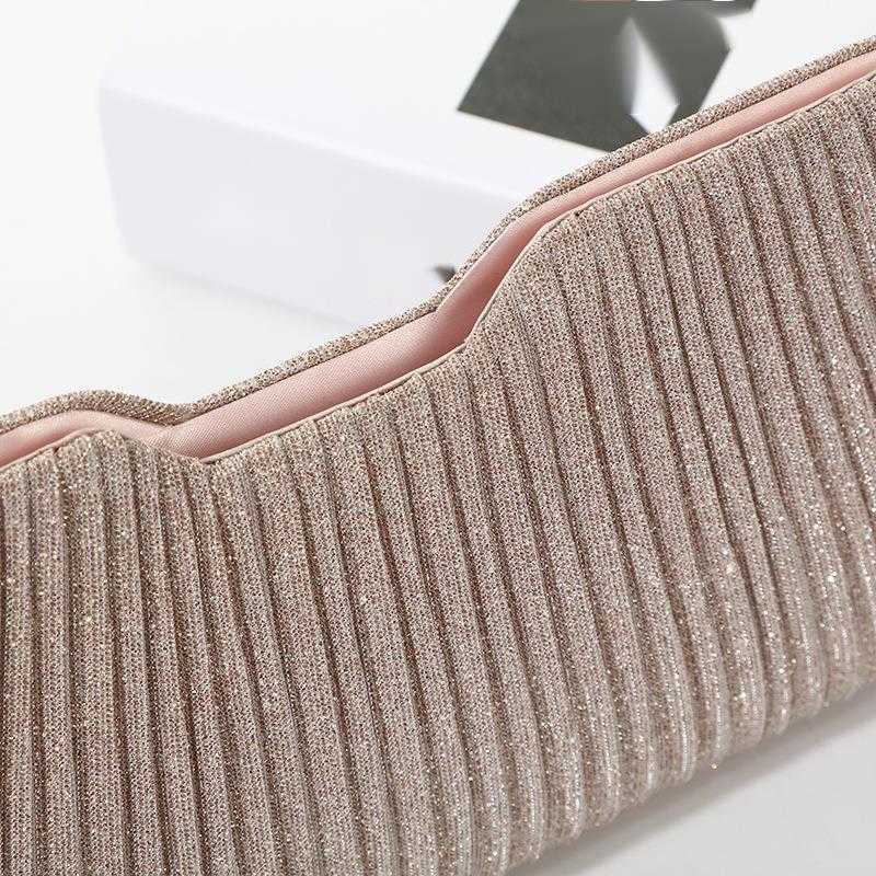 CMM Fashion and High End Banquet Bag Light Luxury Temperament Vertical Chain Bag Minimalist Handbag Armpit Bag Womens Bag