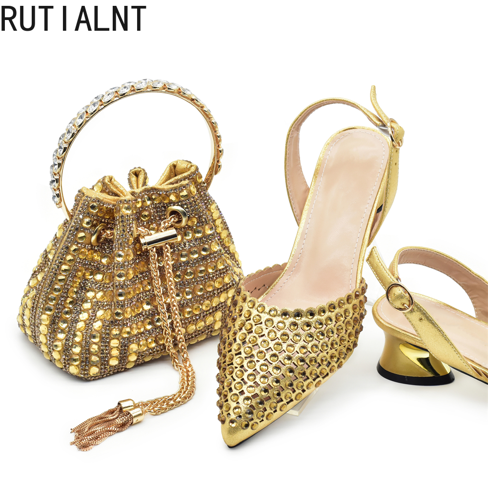 New Fashion Gold Color Shoes Bags To Match Nigeria Party Women's Wedding Bag And Shoe Set Decorated With Rhie
