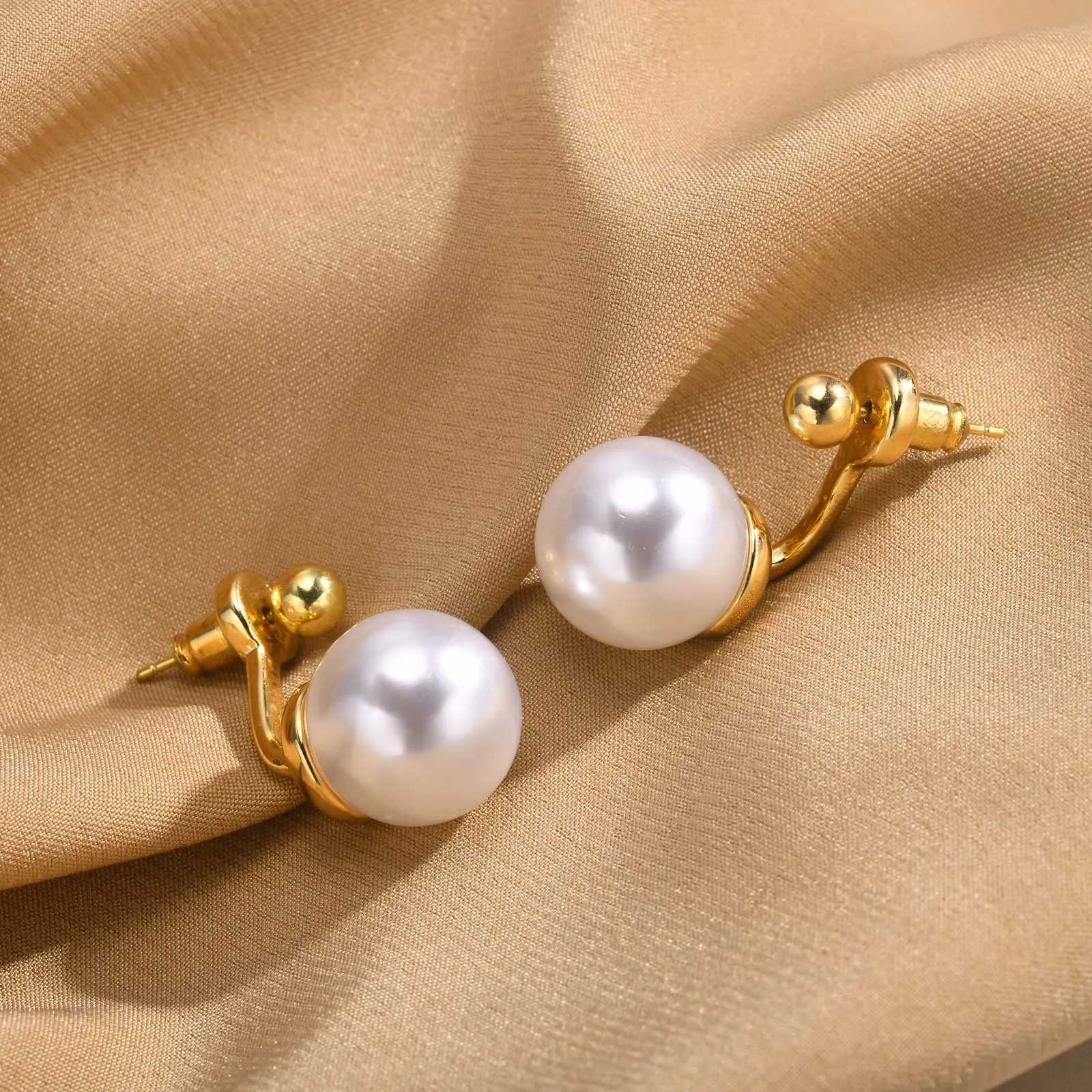 Vnox 1 Pair Minimalist Round Simulated Pearl Earrings for Women Girls Simple Dainty Ladys Party Ear JewelryX241023