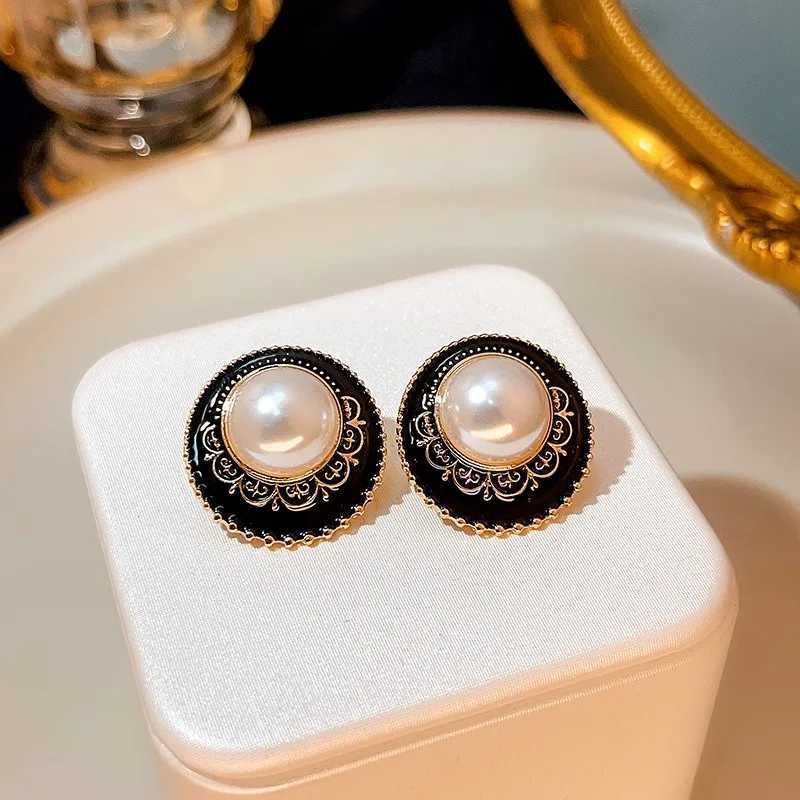 Vintage Retro Oval Black Women Earrings Classic Imitation pearl Personality Ancient Gold Color Stud Earrings JewelryX241023