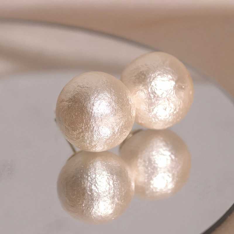 New hot selling circular simulated pearl earrings for 2023 suitable for women young girls Korean earrings wedding party jewelry gifts W241023