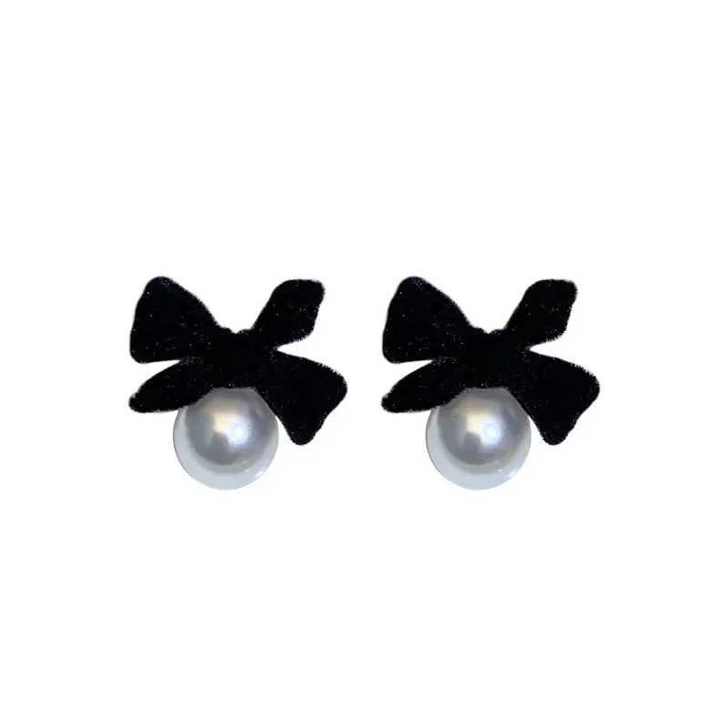 Sweet Black Velvet Bow Imitation Pearl Stud Earrings for Women New Fashion Trend Elegant Gentle and Gentle Birtay Gifts for Girls W241023