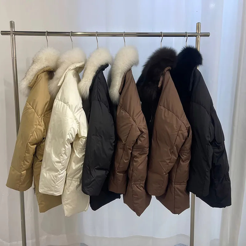 Winter fashion down jacket silver fox fur collar fluffy coat womens warm jacket goose down 241023