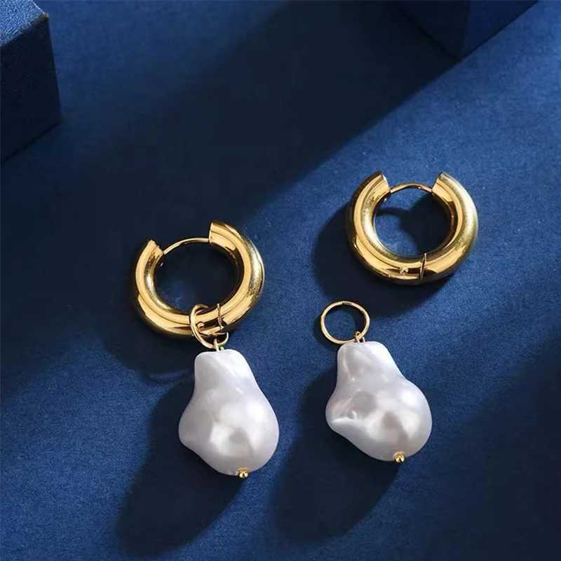 Round pendant earrings new retro Baroque pearl earrings golden round earrings feminine elegance jewelry party gifts W241023