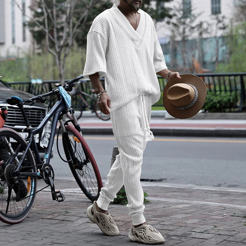 Summer mens casual loose one-third sleeve top jacquard knitted top close-up mens beach suit holiday two-piece clothing 241024