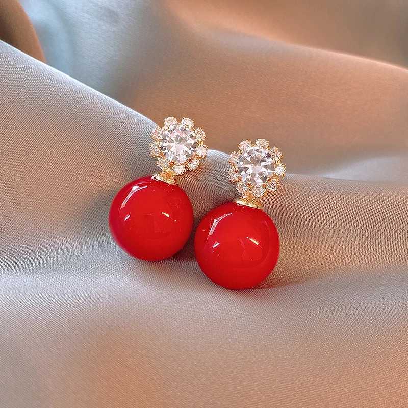 Zircon round red pearl earrings suitable for women light weight high temperature suitable for women W241023