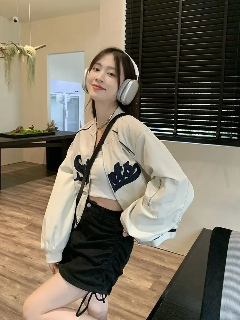 Womens Y2K baseball jacket loose oversized crop bomber jacket womens letter printed sports shirt womens Korean windproof jacket 241024