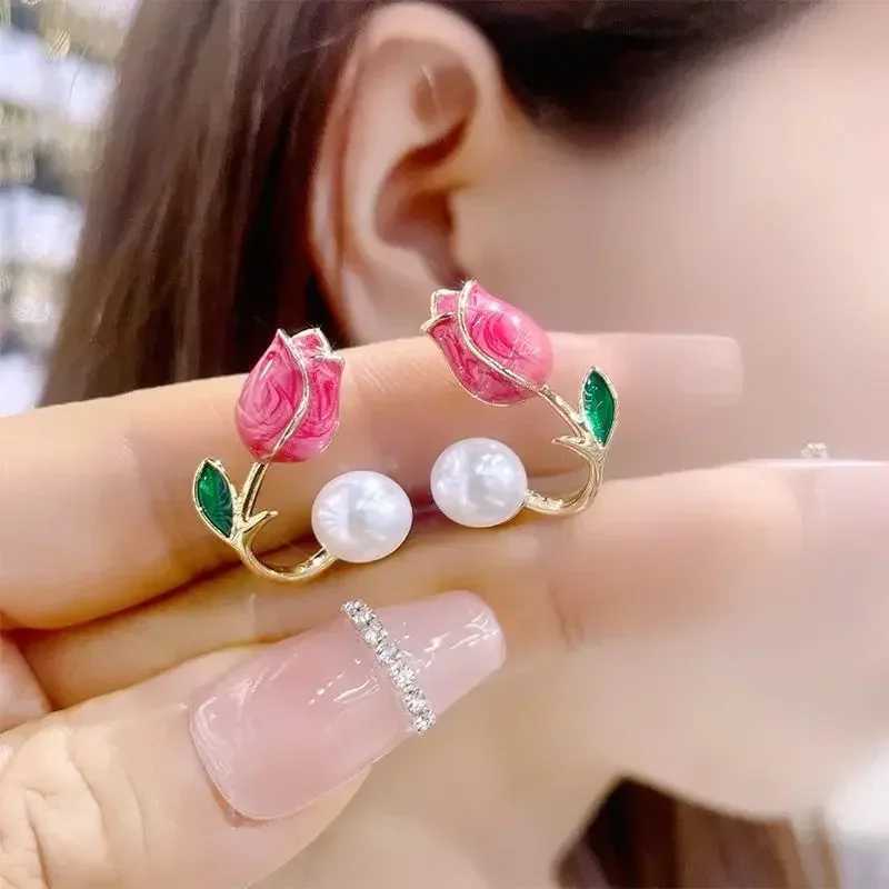 Sweet Fashion Enamel Pearl Tulip Flower Stud Earrings for Women Korean Temperament Zircon Back Hanging Earring Wedding JewelryX241023