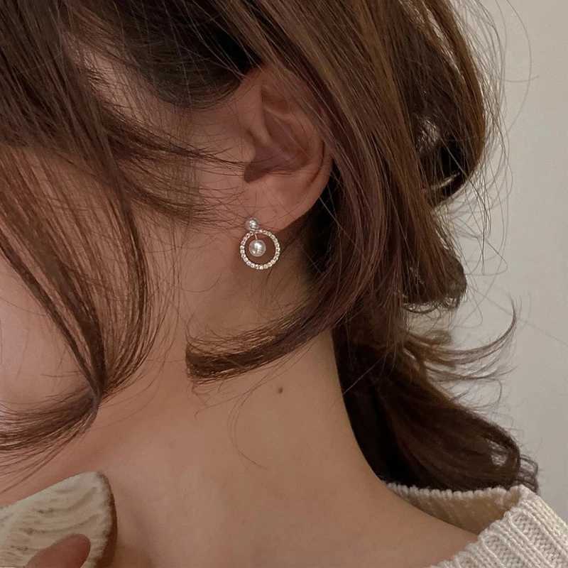 Vintage Fashion Geometric Round Zircon Pearl Earrings for Women Simple Small Cute Stud Earring Korean Jewelry 2022 New FashionX241023