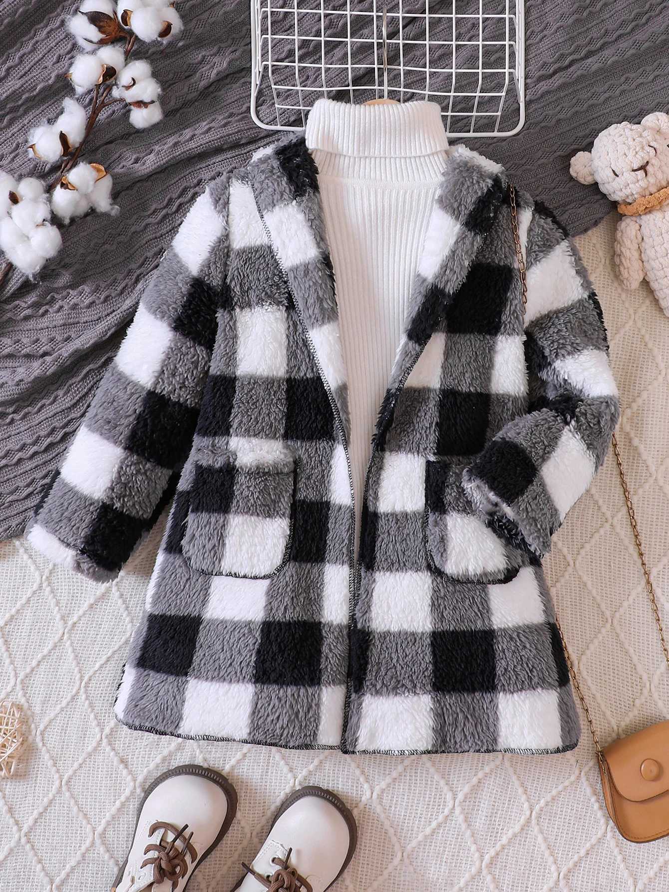 Winter new plush plaid long jacket suitable for small and medium-sized children and girls W241023