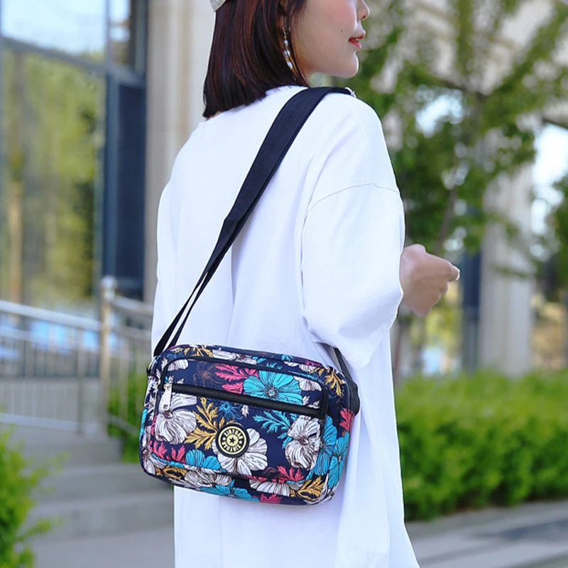 Nylon Canvas Cloth Single Shoulder Diagonal Messenger Bag Large Capacity Crossbody Bags Middle and Elderly Leisure 241017