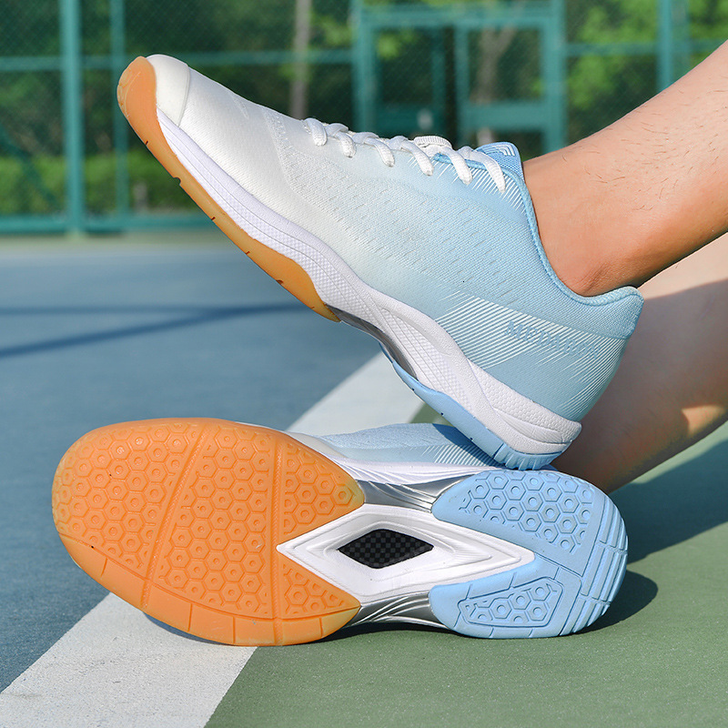 New professional badminton shoes men, breathable lightweight, suitable for student volleyball, table tennis, competition and training